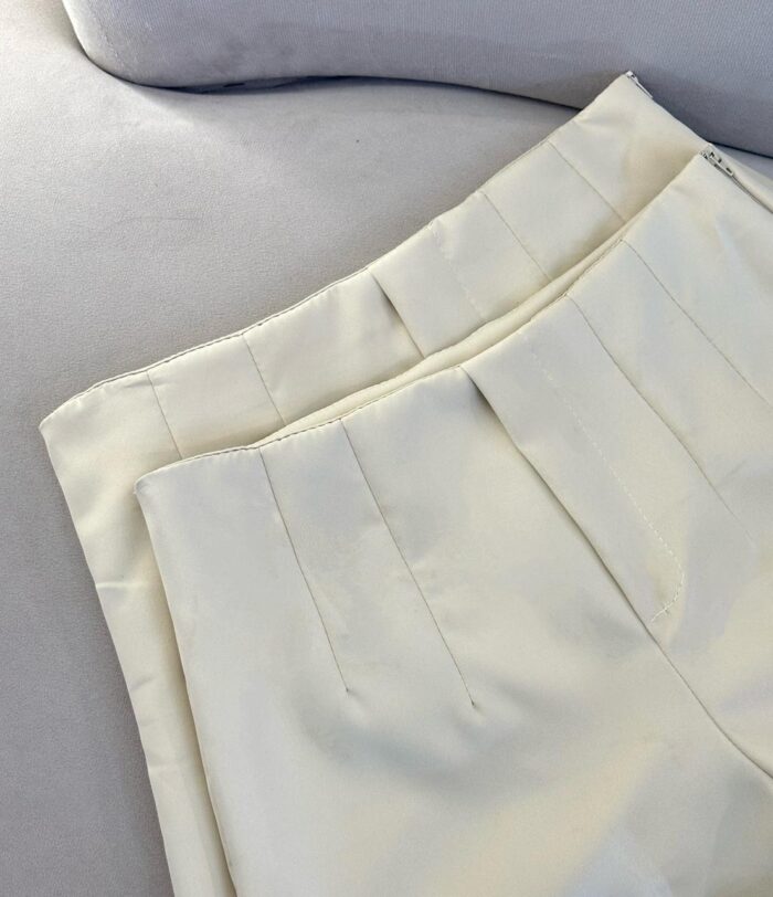 shorts com zíper invisível atena 307655 shorts com zíper invisível atena 307655