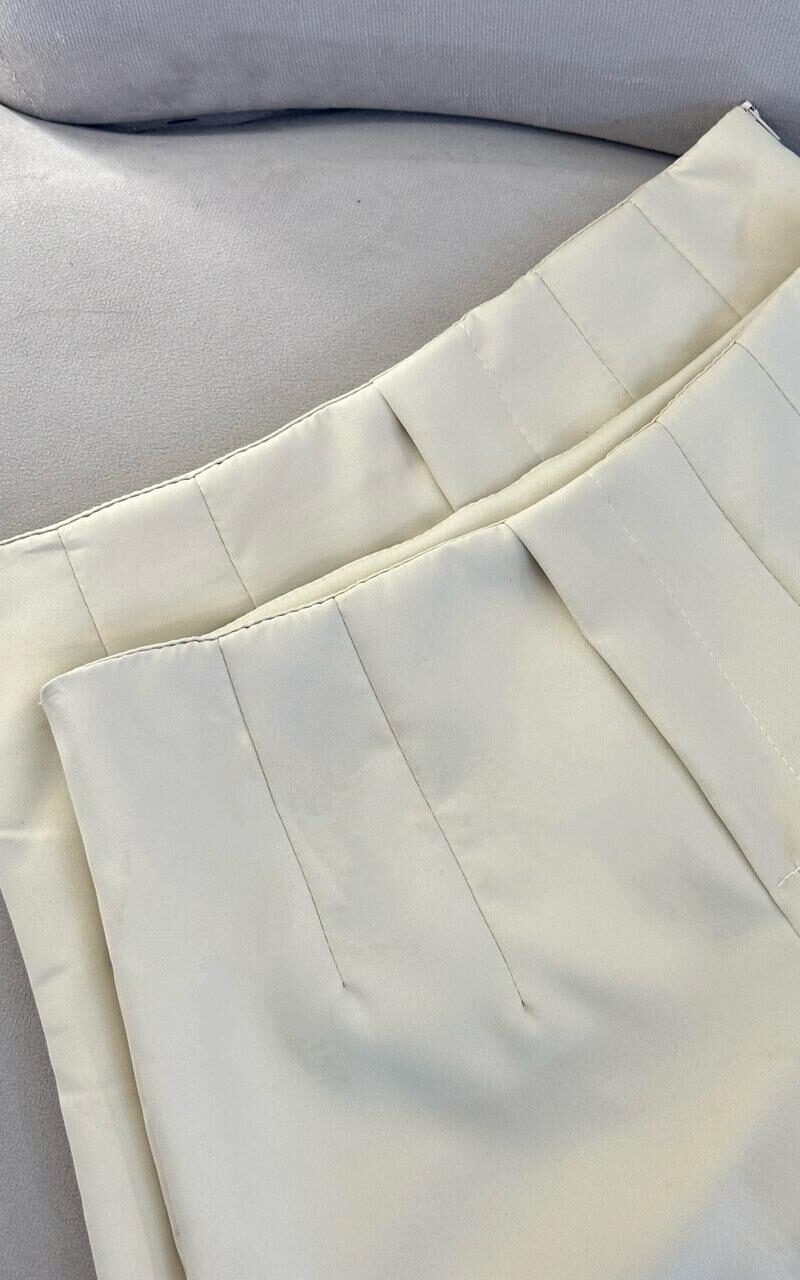 shorts com zíper invisível atena 307655