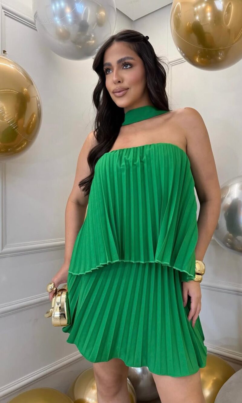 conjunto cropped e shorts saia preto eva 318155