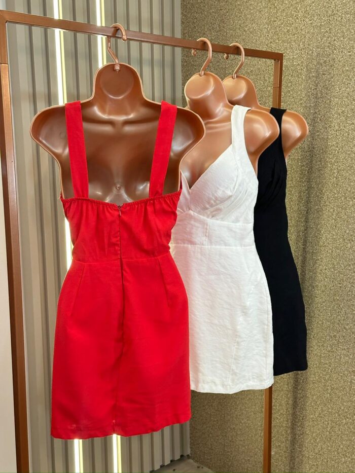 macaquinho curto decote em v ana 330425 macaquinho curto decote em v ana 330425