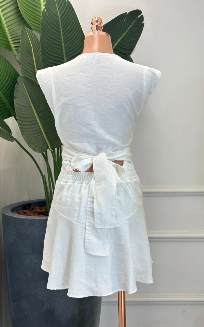 macaquinho curto recortes na lateral branco yasmin 339125