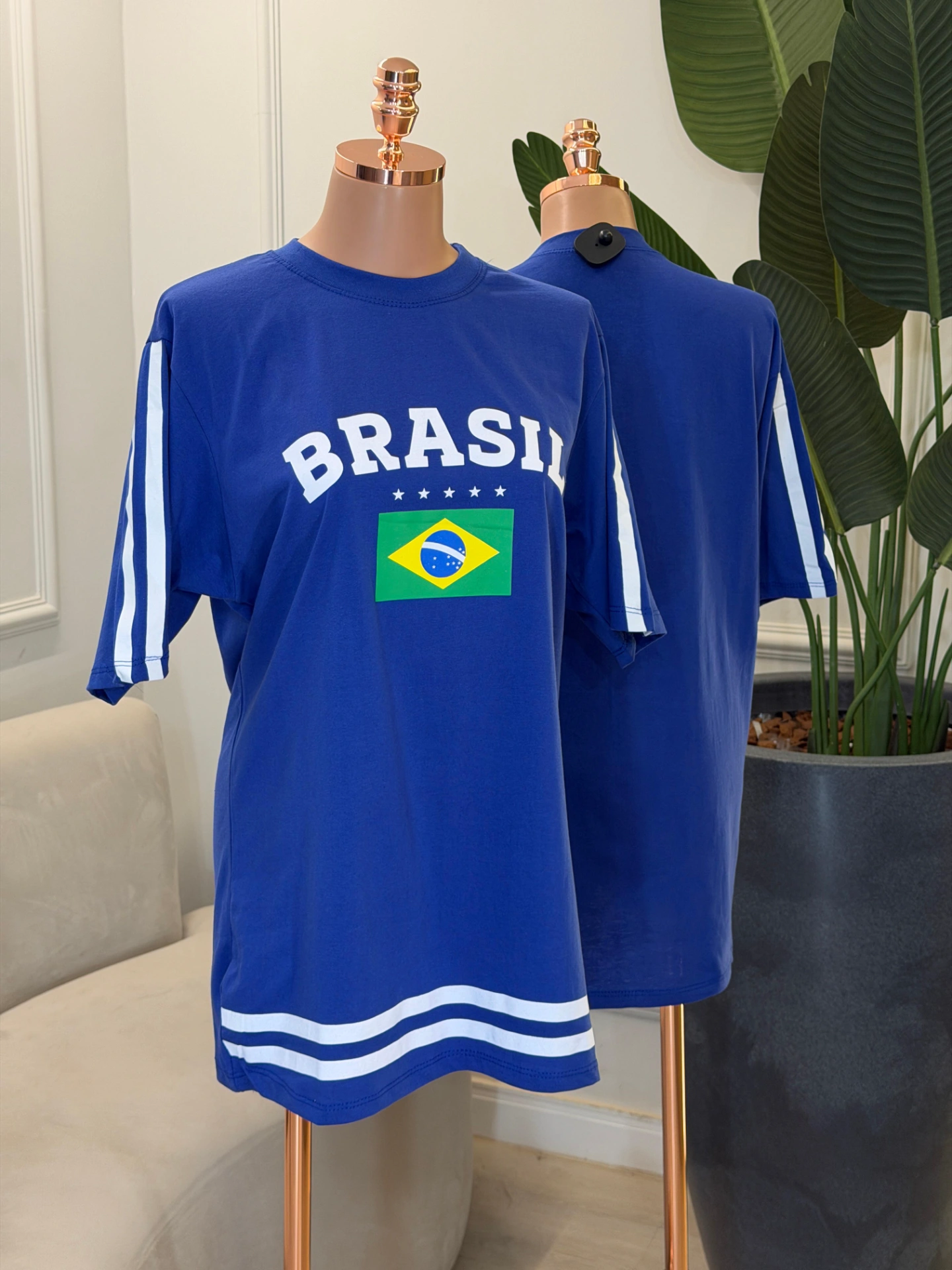 max t shirt com estampa brasil