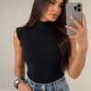 blusa gola alta canelada essential blusa gola alta canelada essential