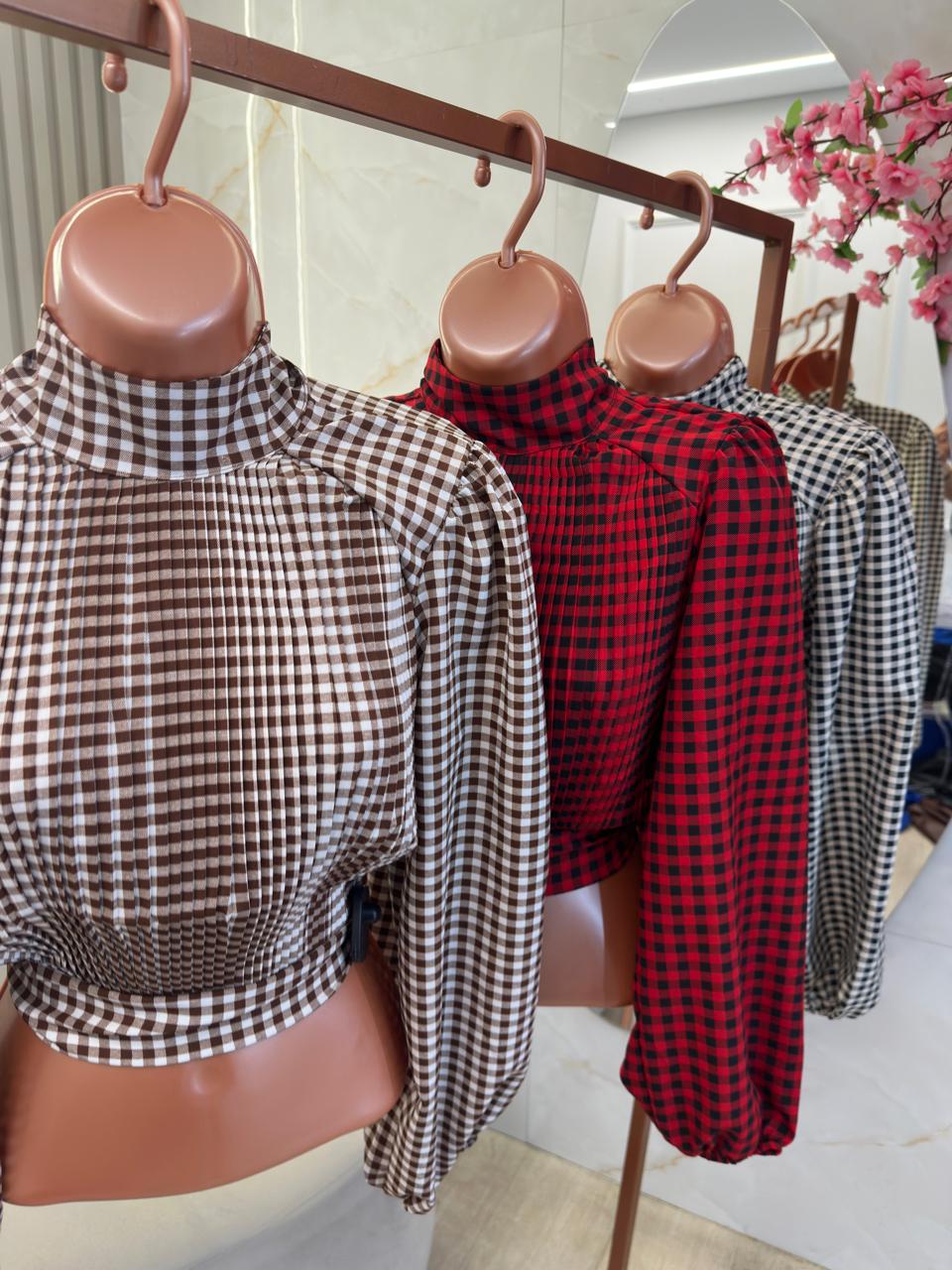 cropped gola alta plissado clara xadrez