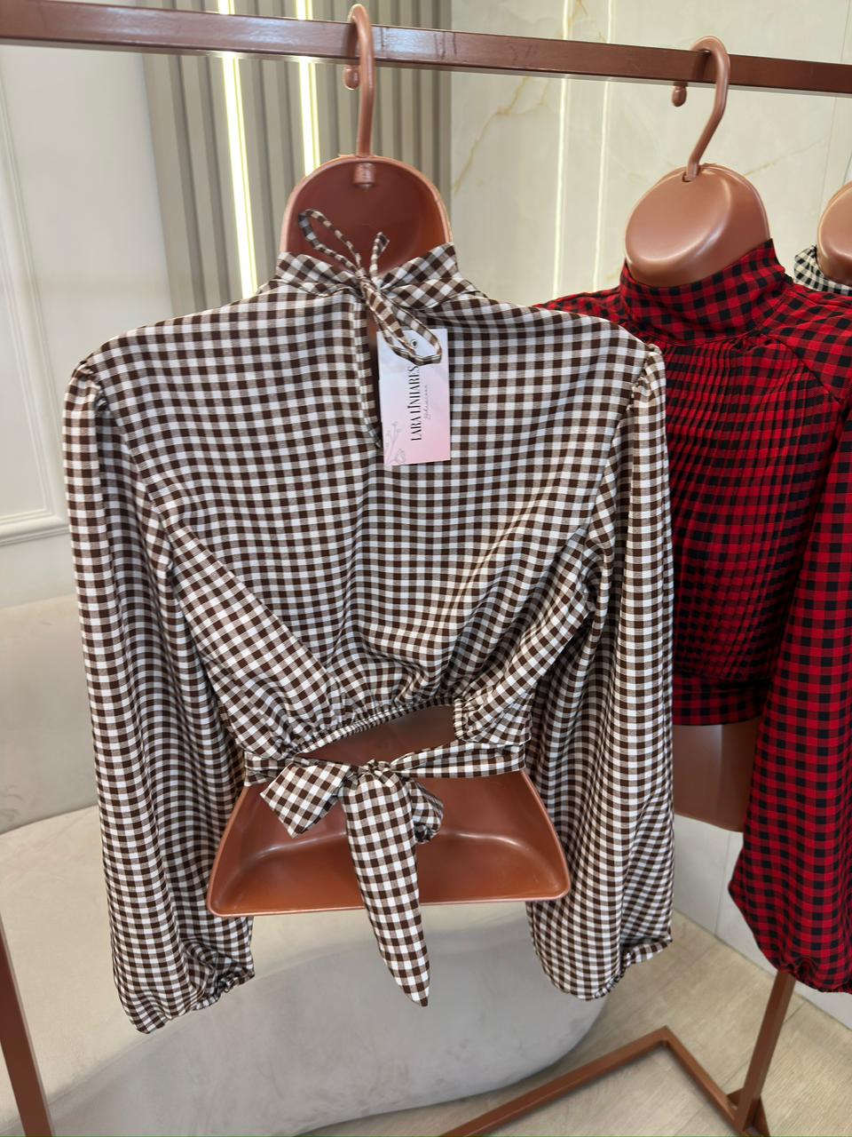 cropped gola alta plissado clara xadrez
